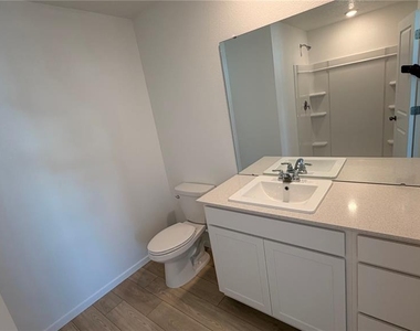 807 Lynx St - Photo Thumbnail 29