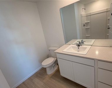 807 Lynx St - Photo Thumbnail 15
