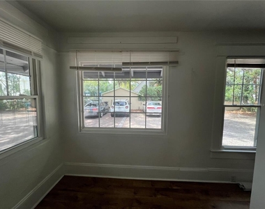 510 E Jackson St - Photo Thumbnail 7