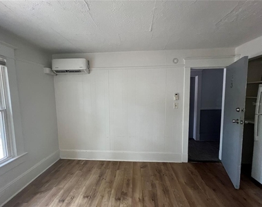 510 E Jackson St - Photo Thumbnail 3