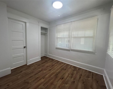 510 E Jackson St - Photo Thumbnail 1