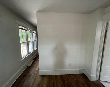 510 E Jackson St - Photo Thumbnail 9
