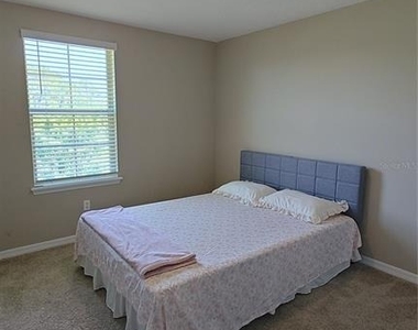 16039 Juniper Inlet Alley - Photo Thumbnail 13