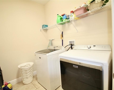 1073 Cavan Drive - Photo Thumbnail 30