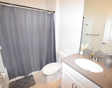5055 Hatchineha Court - Photo Thumbnail 12