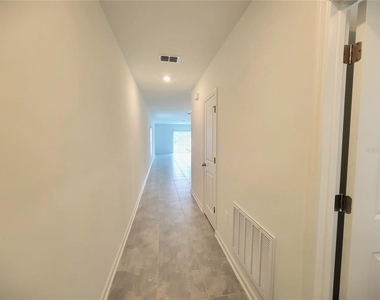1469 Deepwater Circle - Photo Thumbnail 5