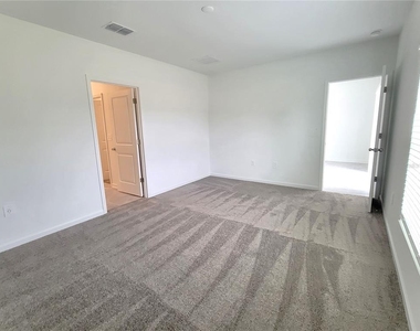 1469 Deepwater Circle - Photo Thumbnail 18