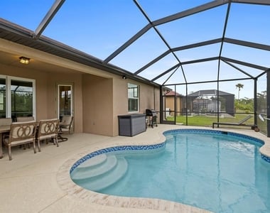 340 Mccabe Street - Photo Thumbnail 24