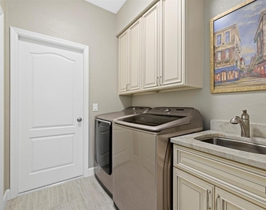 340 Mccabe Street - Photo Thumbnail 12