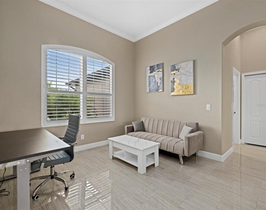 340 Mccabe Street - Photo Thumbnail 5