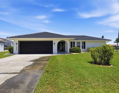1933 Fairview Drive - Photo Thumbnail 1