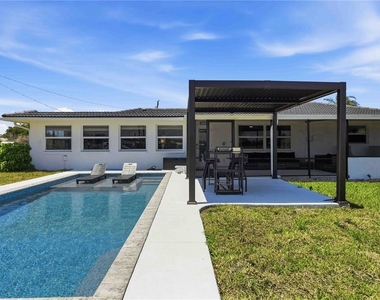 1933 Fairview Drive - Photo Thumbnail 27