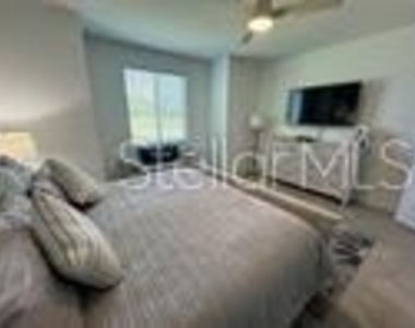 12390 Wellen Golf Street - Photo Thumbnail 10