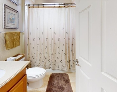11462 Saffron Court - Photo Thumbnail 17