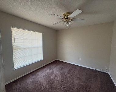 142 Lindale Street - Photo Thumbnail 11