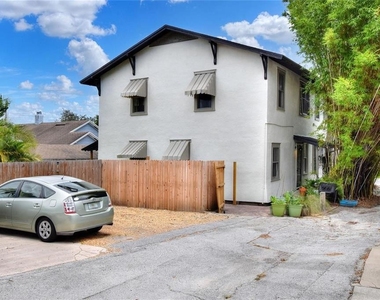 709 1/2 Park Hill Avenue - Photo Thumbnail 31