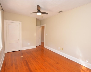 709 1/2 Park Hill Avenue - Photo Thumbnail 25