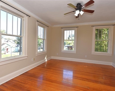 709 1/2 Park Hill Avenue - Photo Thumbnail 26