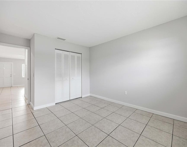 1118 Melody Lane - Photo Thumbnail 15