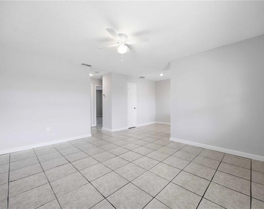 1118 Melody Lane - Photo Thumbnail 4