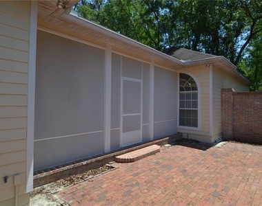79 Nw 48th Boulevard - Photo Thumbnail 25