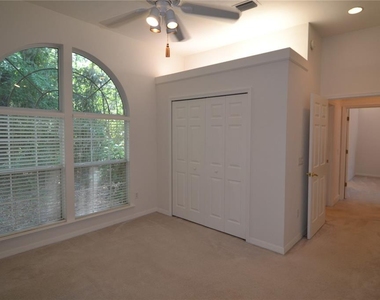 79 Nw 48th Boulevard - Photo Thumbnail 11