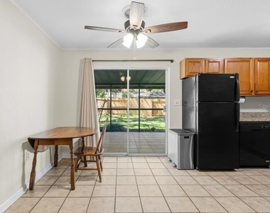220 Se 71st Street - Photo Thumbnail 5