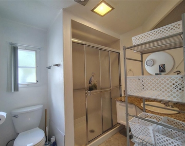 2602 Houston Place - Photo Thumbnail 15