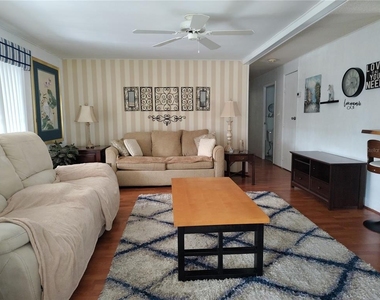 2602 Houston Place - Photo Thumbnail 10