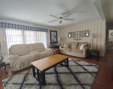 2602 Houston Place - Photo Thumbnail 9