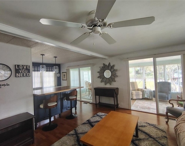 2602 Houston Place - Photo Thumbnail 4
