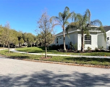 7 Oasis Circle - Photo Thumbnail 17