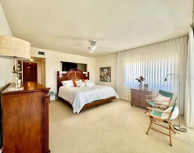3220 Southshore Drive - Photo Thumbnail 18