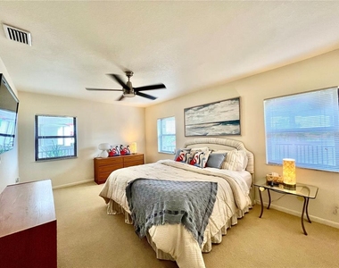 3220 Southshore Drive - Photo Thumbnail 37