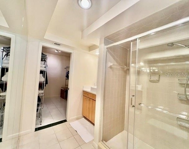 3220 Southshore Drive - Photo Thumbnail 34