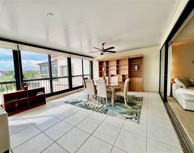 3220 Southshore Drive - Photo Thumbnail 7