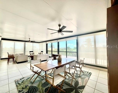 3220 Southshore Drive - Photo Thumbnail 9