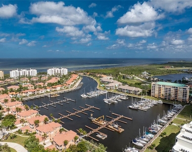 3220 Southshore Drive - Photo Thumbnail 59