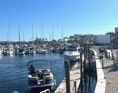 3220 Southshore Drive - Photo Thumbnail 50