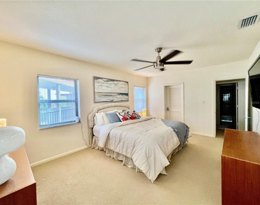 3220 Southshore Drive - Photo Thumbnail 36