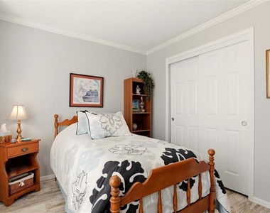 24717 Snook Avenue - Photo Thumbnail 18