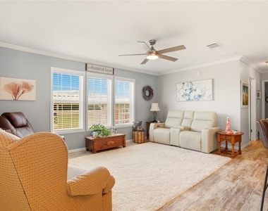 24717 Snook Avenue - Photo Thumbnail 7