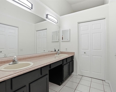 14305 Tennyson Drive - Photo Thumbnail 35