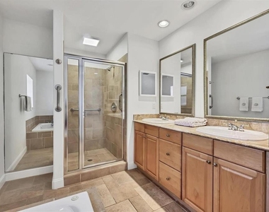 1792 Floyd Street - Photo Thumbnail 18