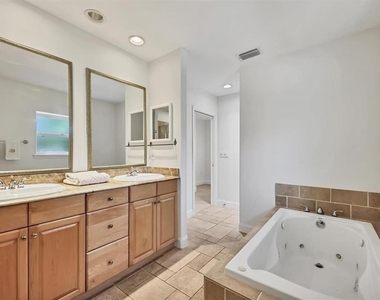 1792 Floyd Street - Photo Thumbnail 19