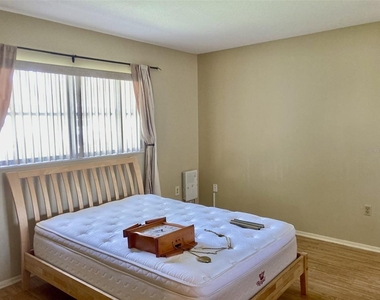 6110 Coral Way - Photo Thumbnail 9