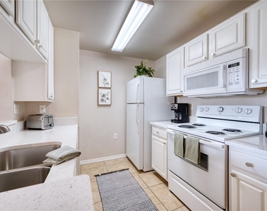 5551 Bentgrass Drive - Photo Thumbnail 14