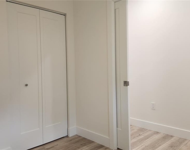2117 5th Street - Photo Thumbnail 24