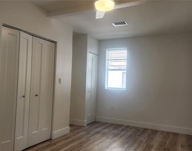 2117 5th Street - Photo Thumbnail 15