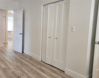 2117 5th Street - Photo Thumbnail 16